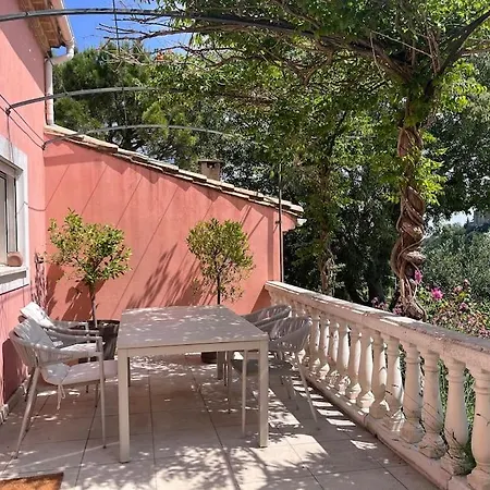 Location Lavandes 4* روشيفورْ دو جارْ